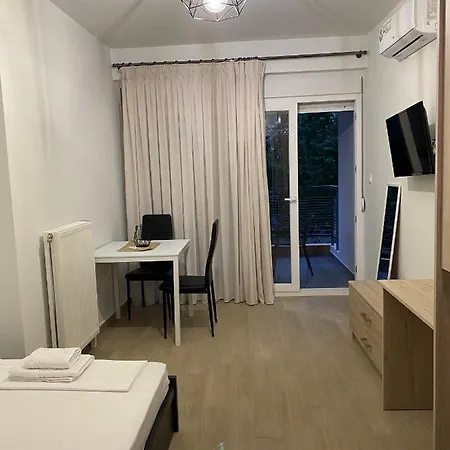 Atelier Apartment Larissa Exterior photo